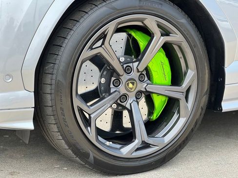 Used 2022 Lamborghini Urus image 53