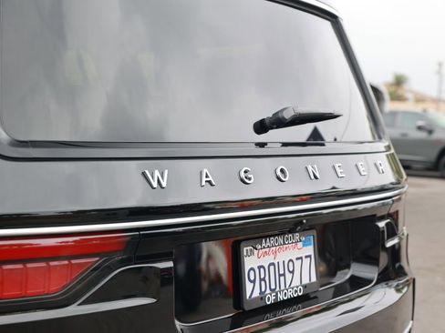 Used 2022 Jeep Wagoneer Series II RWD image 15