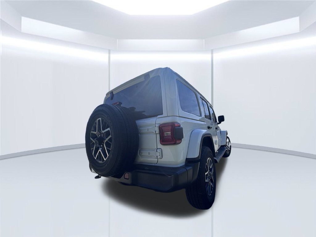 Used 2024 Jeep Wrangler Unlimited Sahara AWD/4WD image 7