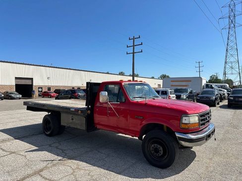 Used 1997 Ford F450 2WD Regular Cab Super Duty image 2