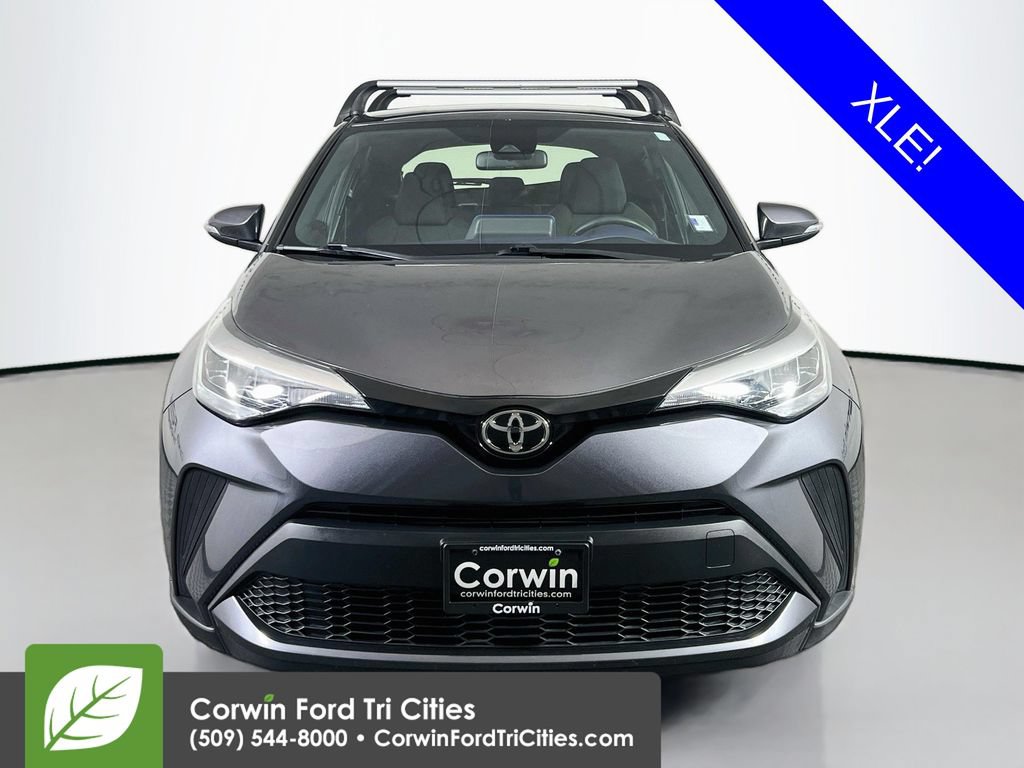 Used 2021 Toyota C-HR XLE FWD image 4