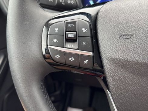 Certified 2022 Ford Escape Titanium w/ Class II Trailer Tow Package image 19