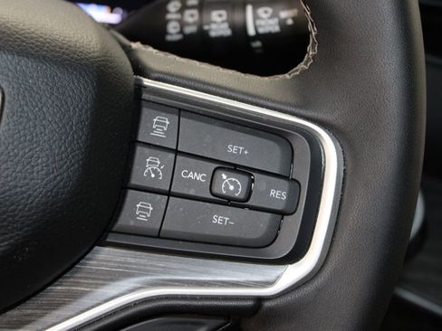 Used 2024 Jeep Wagoneer Series II image 24