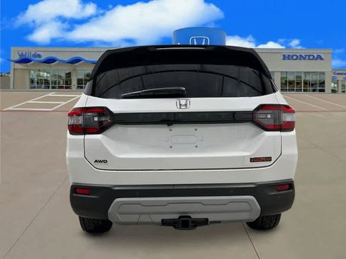 New 2025 Honda Pilot TrailSport image 4