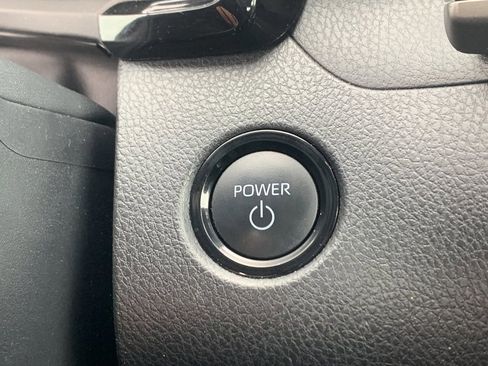 Used 2025 Toyota Camry LE FWD image 25