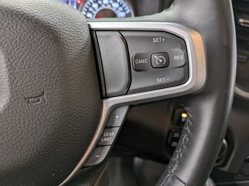 Used 2022 RAM 1500 Big Horn AWD/4WD image 19