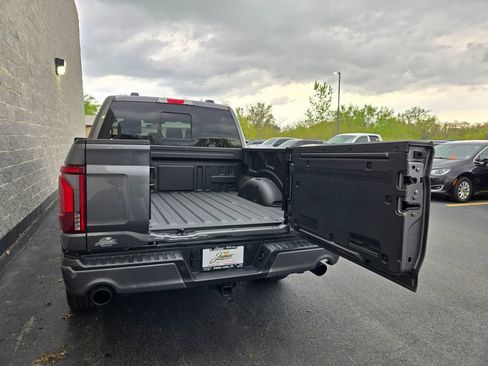 Used 2025 Ford F150 Lariat w/ Equipment Group 502A High AWD/4WD image 13