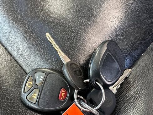 Used 2008 GMC Yukon 4WD Hybrid image 24