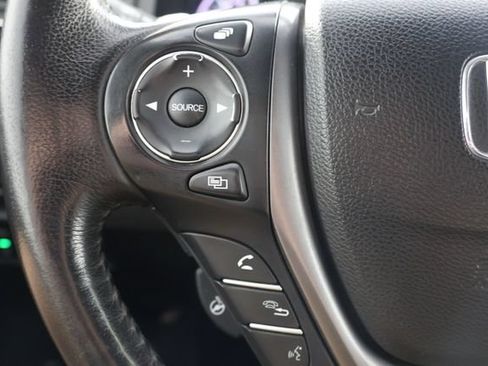 Used 2022 Honda Ridgeline RTL-E image 11