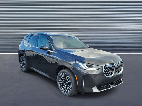 New 2026 BMW X3 xDrive30 w/ Convenience Package image 2