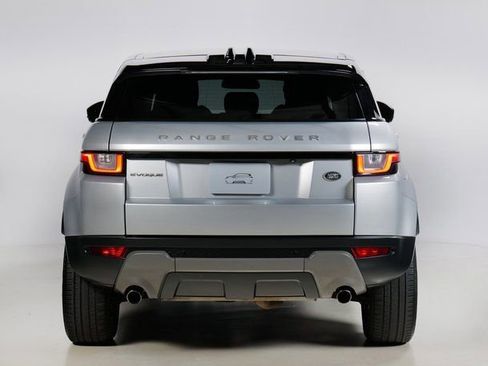 Used 2019 Land Rover Range Rover Evoque SE Premium image 7