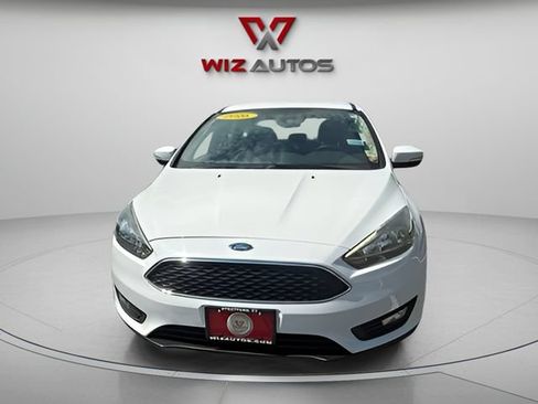 Used 2016 Ford Focus SE w/ Equipment Group 201A FWD image 8