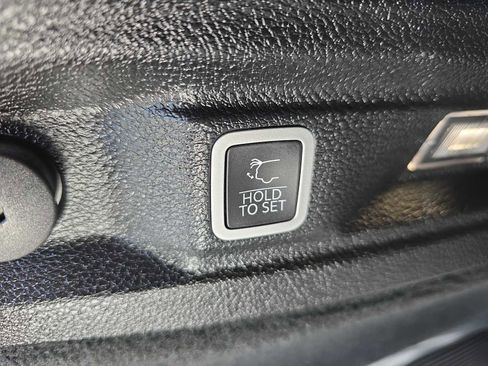 Used 2022 Jeep Grand Cherokee L Overland image 27