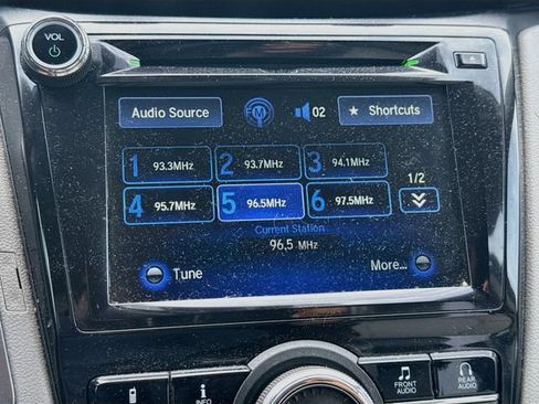 Used 2016 Honda Odyssey EX-L image 17