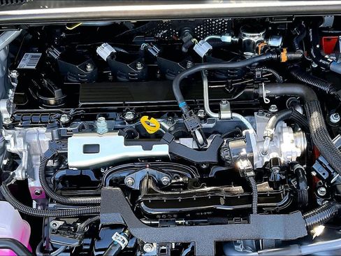 Certified 2026 Toyota Prius XLE FWD image 32
