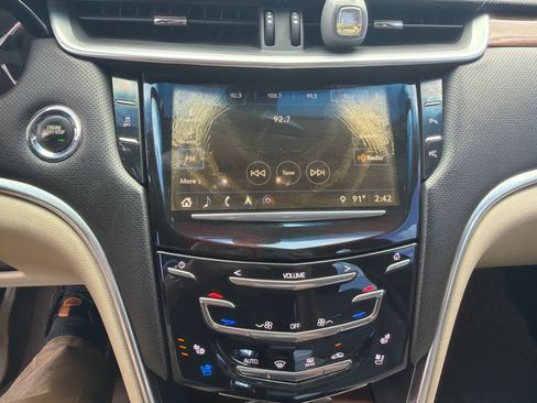 Used 2018 Cadillac XTS Luxury FWD image 9