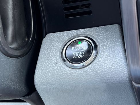 Certified 2022 Ford F250 Limited w/ FX4 Off-Road Package AWD/4WD image 23