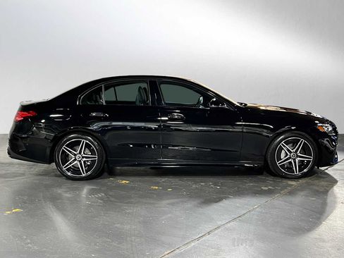 Used 2025 Mercedes-Benz C 300 4MATIC Sedan image 2