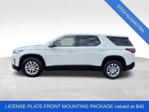 Used 2022 Chevrolet Traverse LS image 4