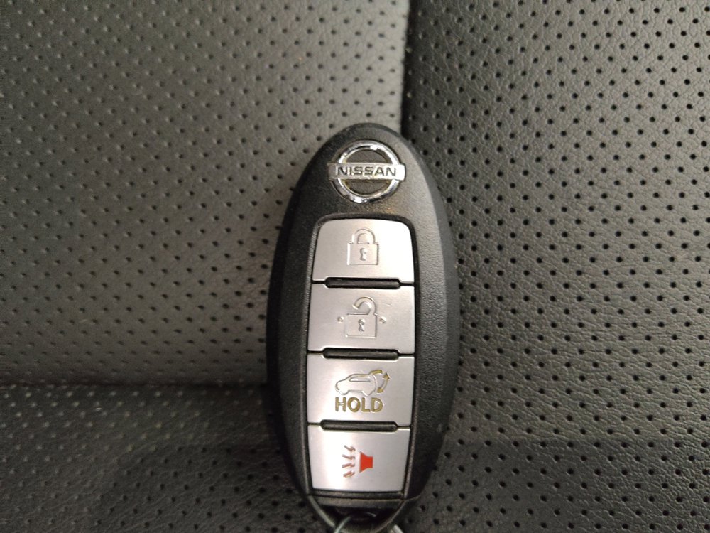 Used 2016 Nissan Rogue SL AWD/4WD image 32