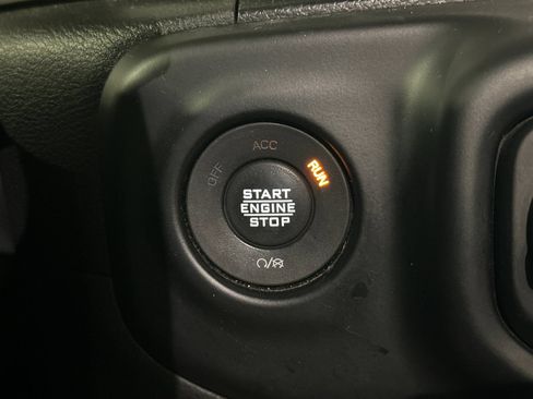 Certified 2022 Jeep Wrangler Unlimited Sahara w/ Cold Weather Group AWD/4WD image 22
