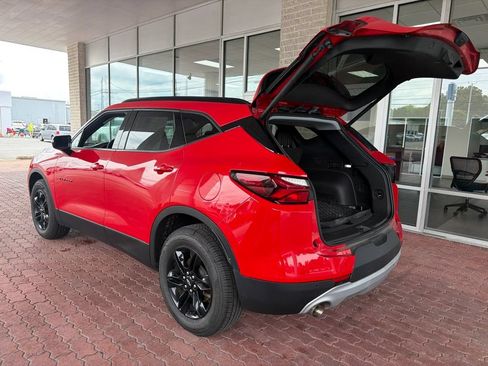 Used 2021 Chevrolet Blazer LT FWD image 17