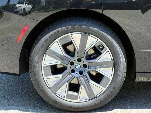 New 2026 BMW iX xDrive45 AWD/4WD image 18