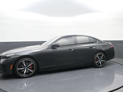 Used 2024 BMW i5 M60 w/ Executive Package AWD/4WD image 4