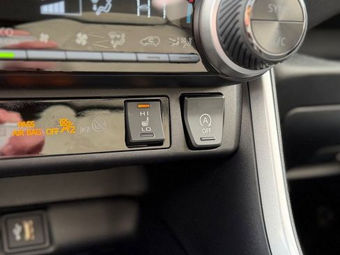 New 2025 Toyota RAV4 XLE w/ Convenience Package image 19