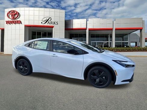 New 2026 Toyota Prius LE FWD image 1