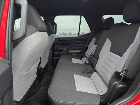 Certified 2025 Toyota 4Runner TRD Off-Road image 18