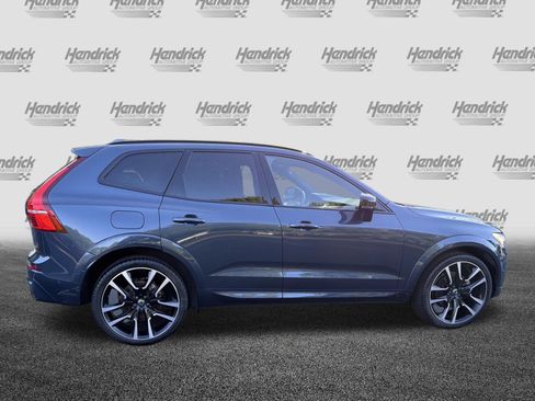 Certified 2023 Volvo XC60 B5 Ultimate w/ Protection Package Premier FWD image 11