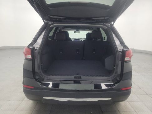 Used 2024 Chevrolet Equinox LT FWD image 29