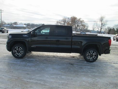 New 2026 GMC Sierra 1500 AT4 w/ AT4 Premium Package image 9