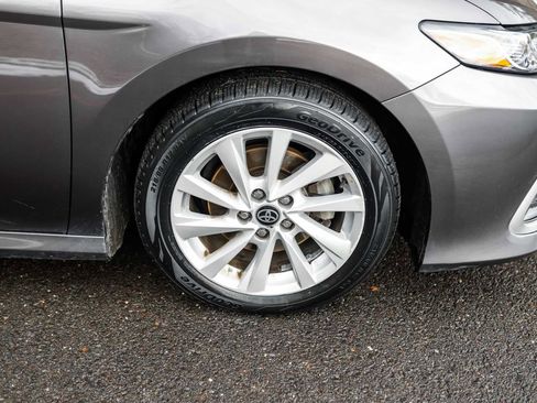 Certified 2021 Toyota Camry LE image 8