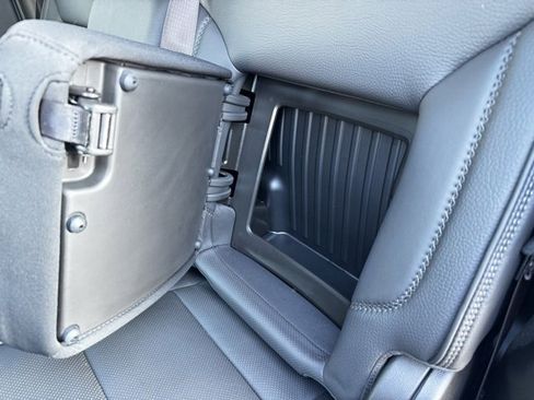 Used 2023 GMC Sierra 1500 Denali w/ Technology Package image 8