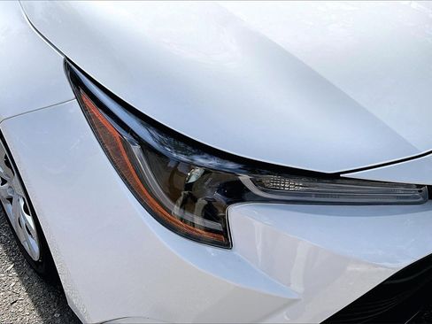 Used 2023 Toyota Corolla LE image 29