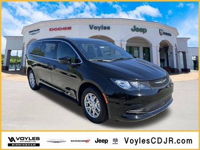 New 2026 Chrysler Voyager LX