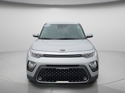 Used 2021 Kia Soul EX FWD image 4