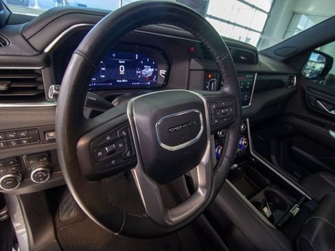 Used 2024 GMC Yukon Denali image 21