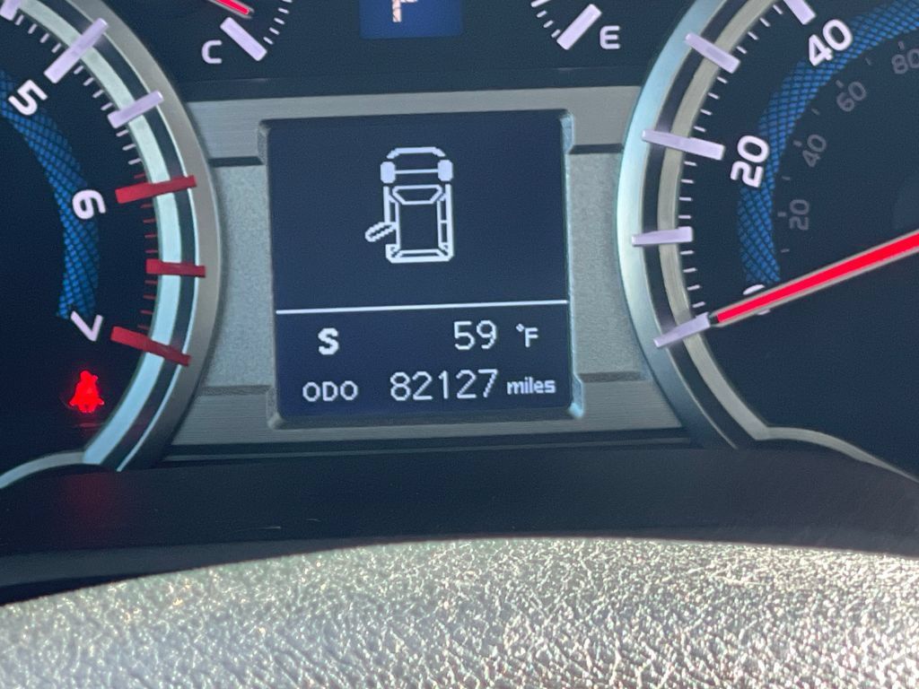 Used 2019 Toyota 4Runner Limited AWD/4WD image 25