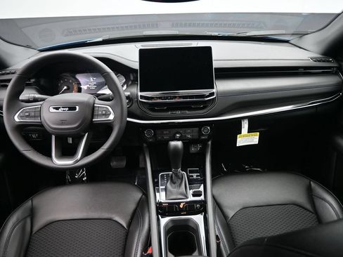 New 2026 Jeep Compass Latitude AWD/4WD image 23