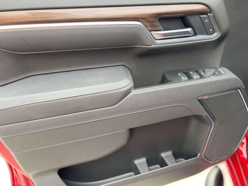 Used 2025 Chevrolet Silverado 1500 RST image 12