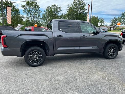 Used 2023 Toyota Tundra Platinum AWD/4WD image 12