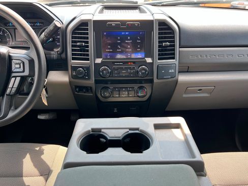 Used 2021 Ford F250 XL w/ STX Appearance Package AWD/4WD image 14