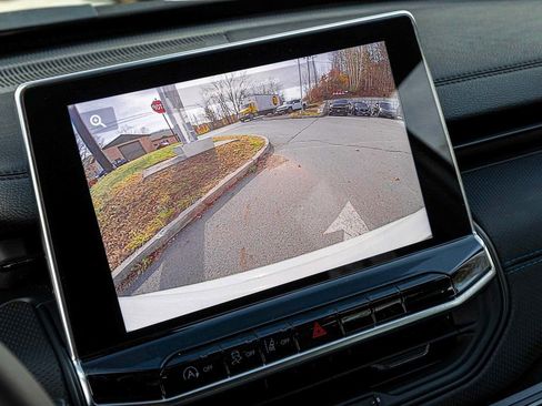 New 2026 Jeep Compass Latitude AWD/4WD image 20