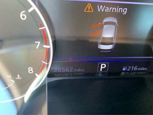 Used 2023 Nissan Altima 2.5 SV w/ SV Premium Package AWD/4WD image 16