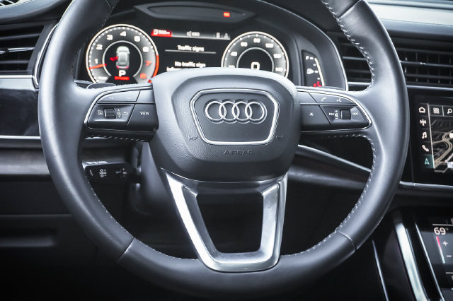 Used 2019 Audi Q8 Prestige AWD/4WD image 13