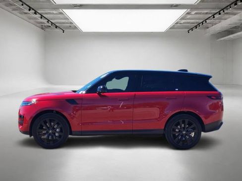 Used 2025 Land Rover Range Rover Sport SE AWD/4WD image 2