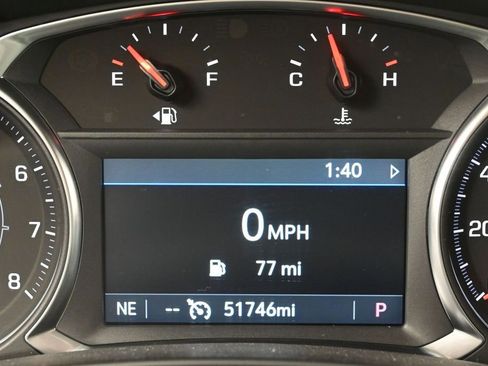 Used 2024 GMC Terrain SLT AWD/4WD image 6